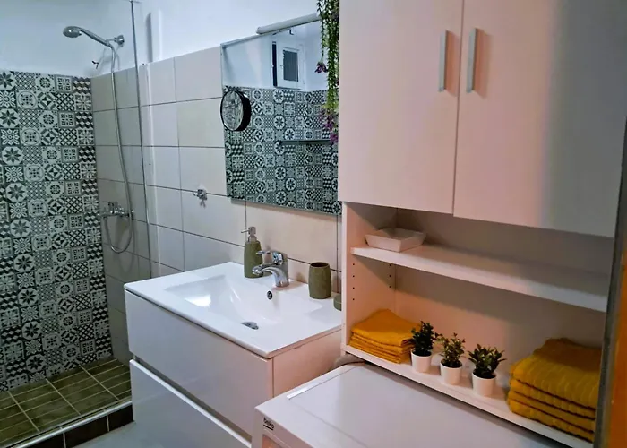 El-mi's Little House In Daire *